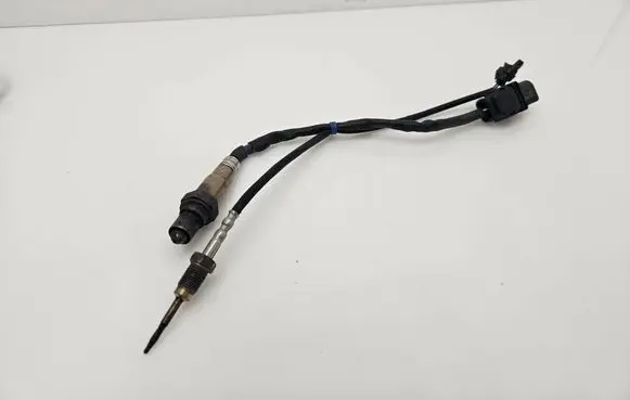 BMW 5 F10 F11 Lambda probe sensor 77916000 0281004018
