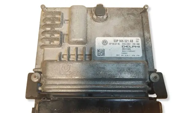 Seat Ibiza IV (6J,6P) Engine control unit/module ECU 03P906021AB 03P906021BC 28317465