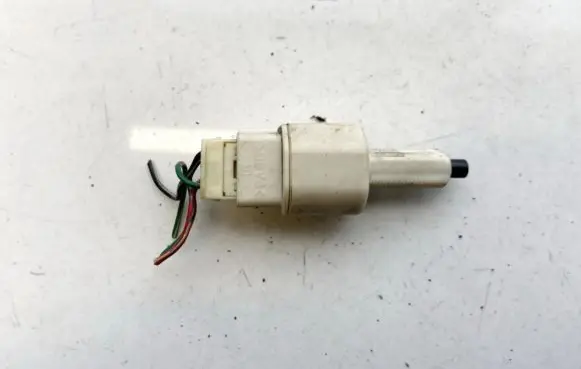Toyota Avensis T250 Brake pedal sensor switch