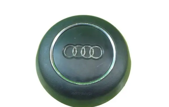 Audi A1 Steering wheel airbag 8X0880201B