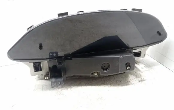 Toyota Yaris Speedometer (instrument cluster) 838000D660D