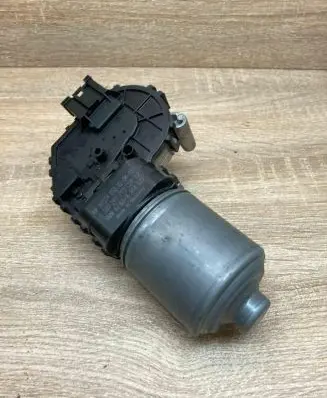 BMW 3 E46 Wiper motor 6914577 0390241712