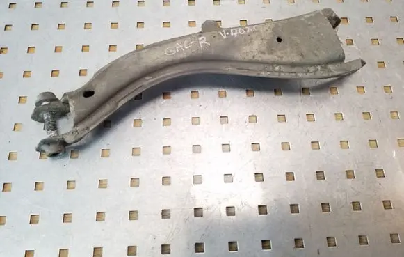 Volvo XC70 Rear control arm