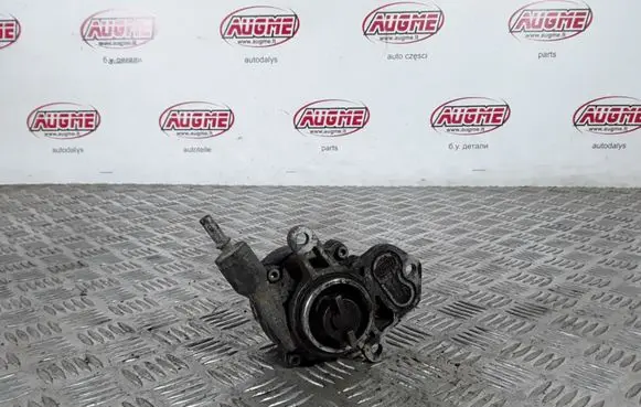 Peugeot 607 Vacuum pump
