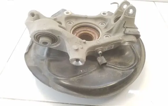 Audi e-tron Rear wheel hub spindle/knuckle 4KE505432C