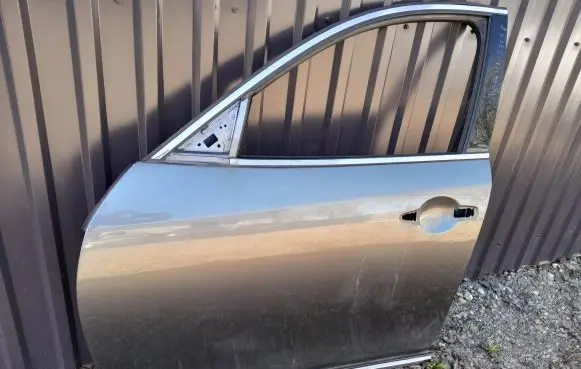 Infiniti QX70 S51 Front door