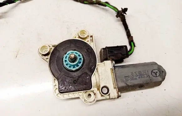 Mercedes-Benz E W211 Rear door window regulator motor A2118202442 7746008101