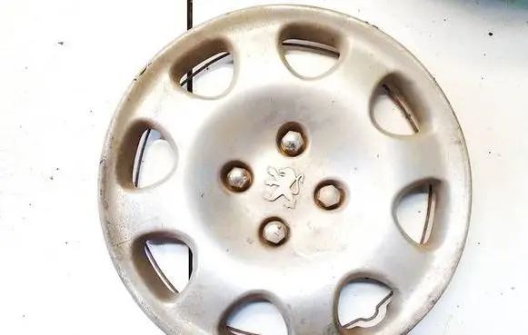 Peugeot 306 R14 wheel hub/cap/trim 9631447377