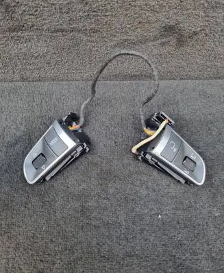 Audi A4 S4 B8 8K Steering wheel buttons/switches 4E0951527AD 4E0951527AE