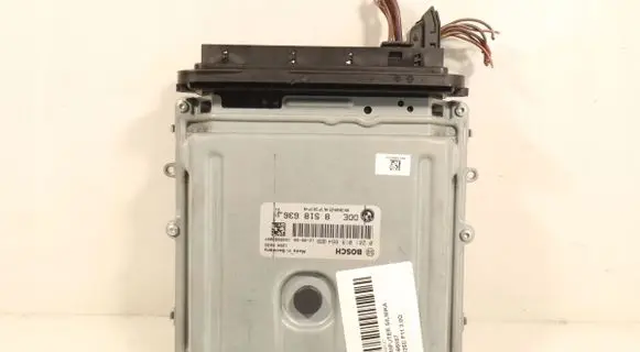 BMW 5 F10 F11 Engine control unit/module ECU 851863601