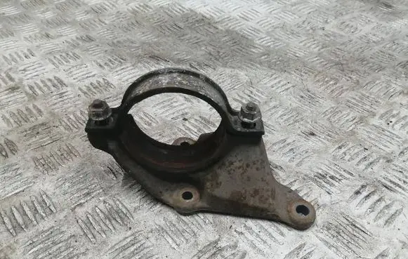 Ford Focus Front differential mounting bracket 
