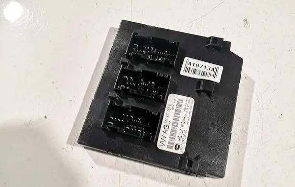 Skoda Superb B6 (3T) Comfort/convenience module 1k0937087a 5dk00965500