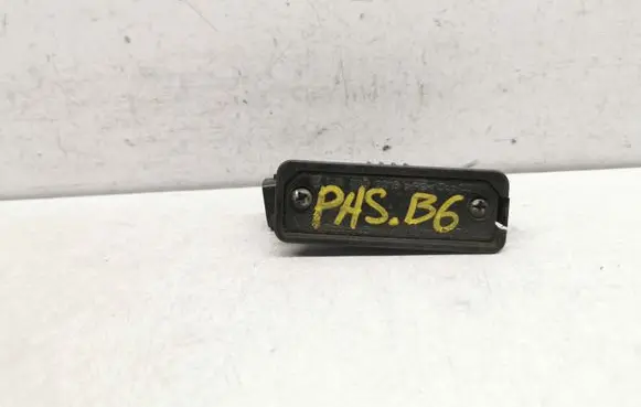 Volkswagen PASSAT B6 Number plate light 1J6943021B