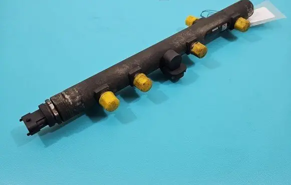 Fuel main line pipe