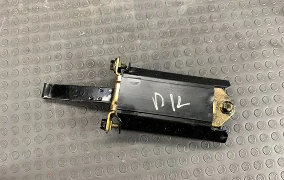 Mercedes-Benz SL R129 Front door check strap stopper 