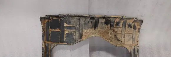 Suzuki Vitara (LY) Engine splash shield/under tray 7241161M00