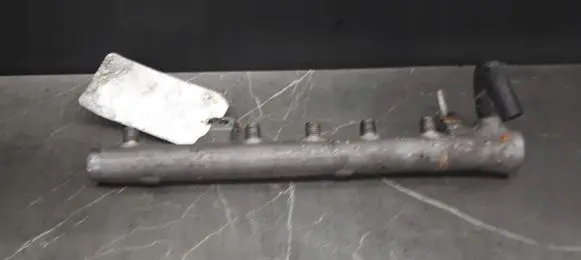 Volkswagen Crafter Fuel main line pipe r03L125a