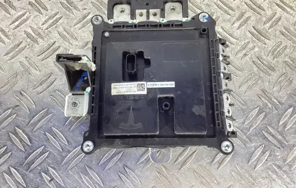 Tesla Model S Other control units/modules 111237990D