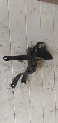 Mercedes-Benz ML W164 ABS pump bracket 