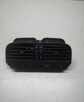 Volkswagen Polo V 6R Dash center air vent grill 6R0819728