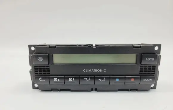 Volkswagen PASSAT B6 Climate control unit