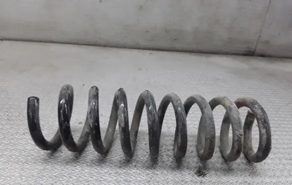 Mercedes-Benz C W204 Rear coil spring