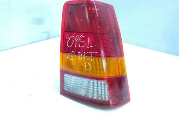 Opel Kadett D Rear/tail lights