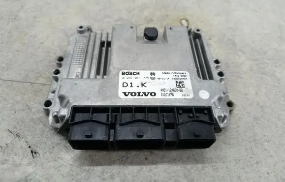 Volvo C30 Engine control unit/module ECU 