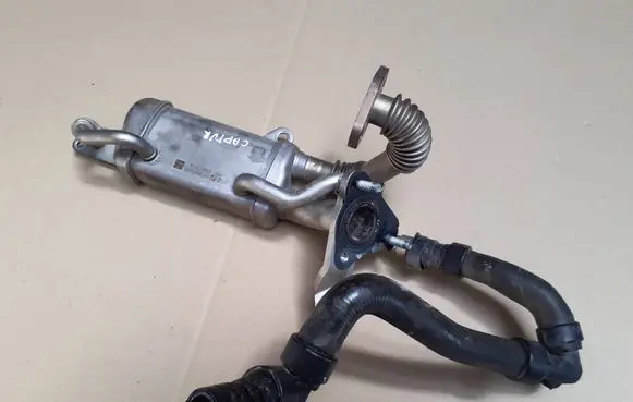 Renault Captur EGR valve cooler 147350364R 41461151A