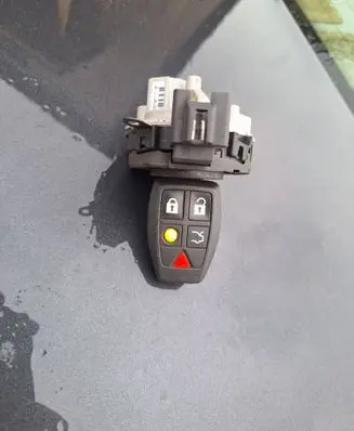 Volvo V50 Ignition lock 30737157
