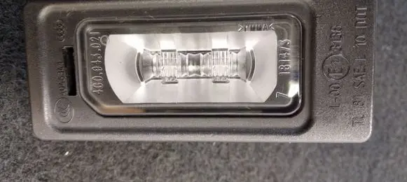 Audi A6 S6 C7 4G Number plate light 4G0943021
