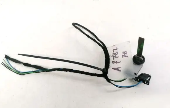 Volkswagen Touareg I Interior temperature sensor 4B0820539 0212032226