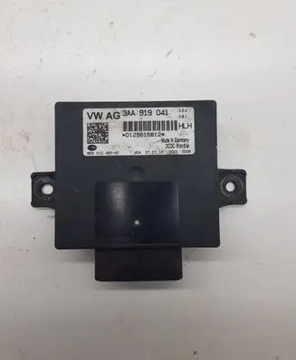 Volkswagen PASSAT B7 Power management control unit 3AA919041 0129616812