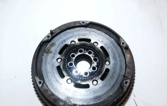 Toyota Avensis T220 Flywheel