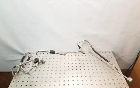 Seat Cordoba (6L) Air conditioning (A/C) pipe/hose