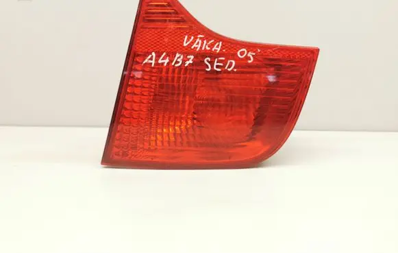 Audi A4 S4 B7 8E 8H Tailgate rear/tail lights 96503802