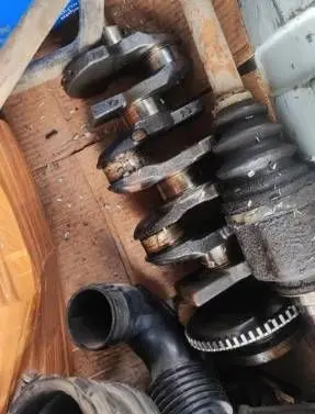 Renault Master III Crankshaft 