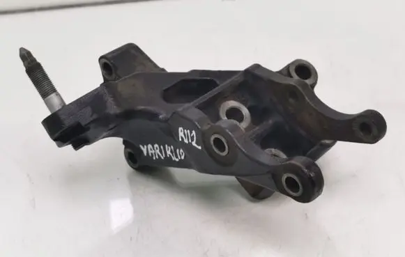 Toyota Avensis T250 Engine mounting bracket 123750R012