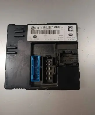 Audi Q7 4L Light module LCM 4L0907289C 5DK00876286 4L0910289F