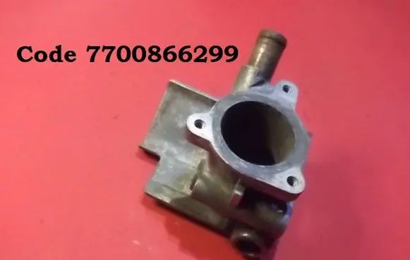 Thermostat/thermostat housing