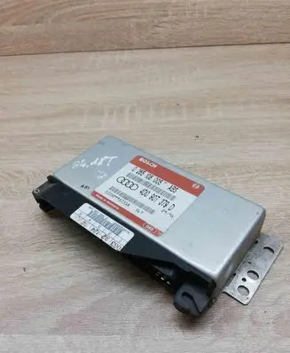 Audi A4 S4 B5 8D Gearbox control unit/module 4D0907379D 0265108005