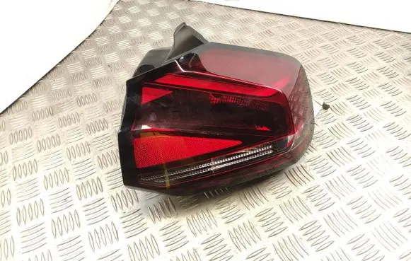 Citroen C4 III e-C4 Rear/tail lights 9831100080 A00AAEC1