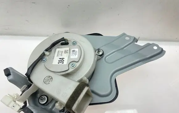 Toyota Prius+ (ZVW40) Hybrid/electric vehicle battery fan G920Z47010