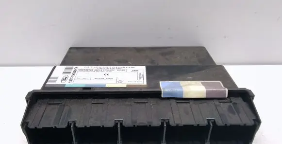 Ford Focus Comfort/convenience module 1S7T15K600FA 5WK48730ABF