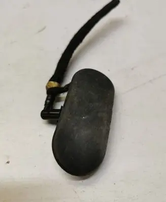 Windshield washer spray nozzle