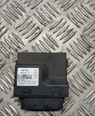 Audi TT TTS RS Mk3 8S Fuel pump relay 5WA906121