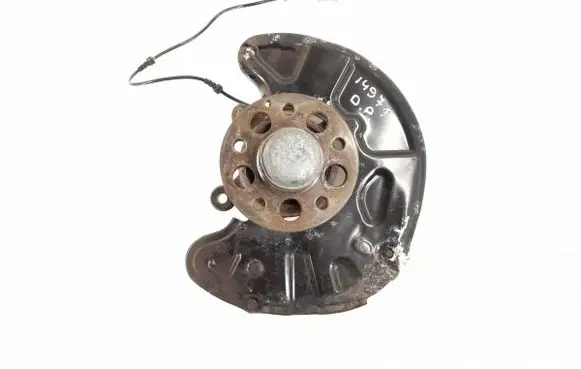 Front wheel hub