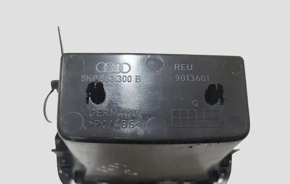 Audi A4 S4 B8 8K Glove box central console 8K0863300B 9013601