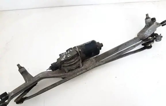 Lexus GS 300 400 430 Front wiper linkage and motor