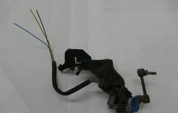 Rear air suspension level height sensor